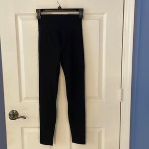 NWOT Til You Collapse workout leggings Sz XS.